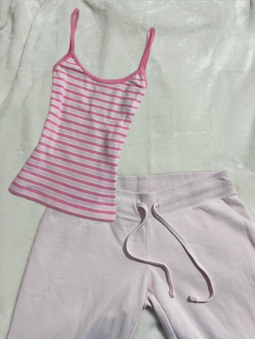 brandy melville pink bubblegum matching set tank top & pants